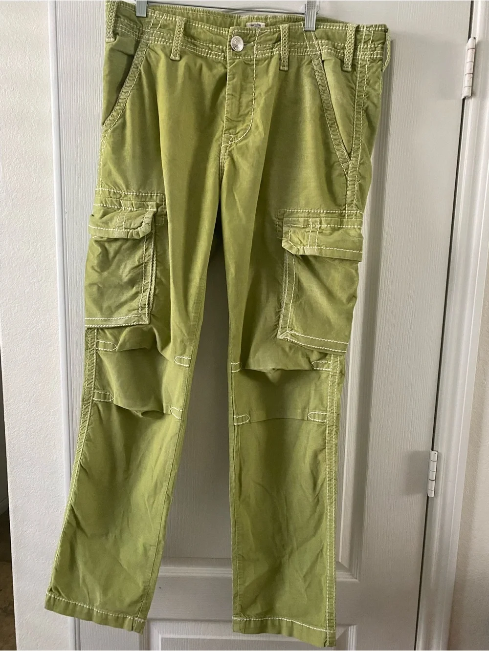 True Religion Y2K Relaxed Ace Cargo Pants Kalamata Green Contrast Stitch 36